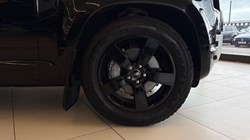 2023 (23) LAND ROVER DEFENDER 3.0 D300 HSE 110 5dr Auto 5202266