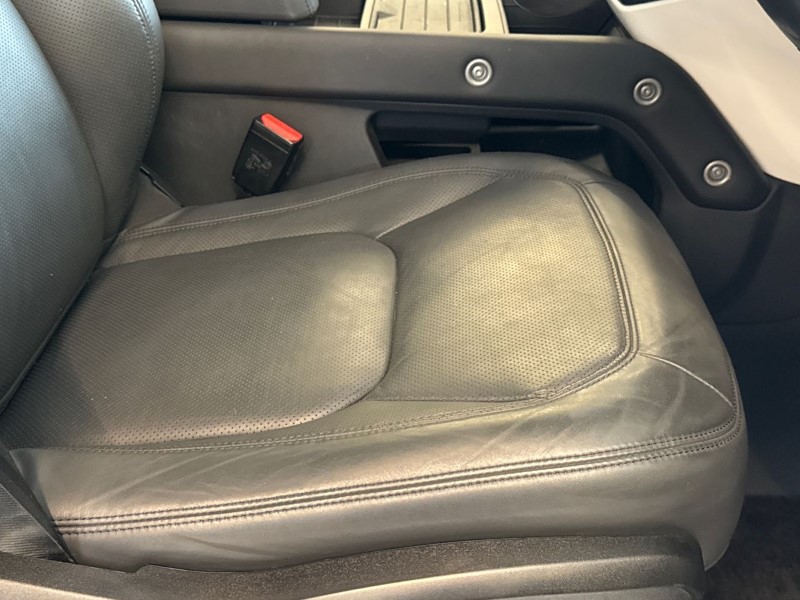 2023 (23) LAND ROVER DEFENDER 3.0 D300 HSE 110 5dr Auto 5183747