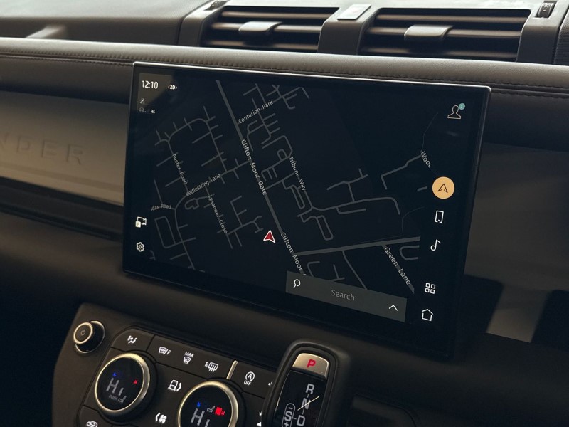 2023 (23) LAND ROVER DEFENDER 3.0 D300 HSE 110 5dr Auto 5183734