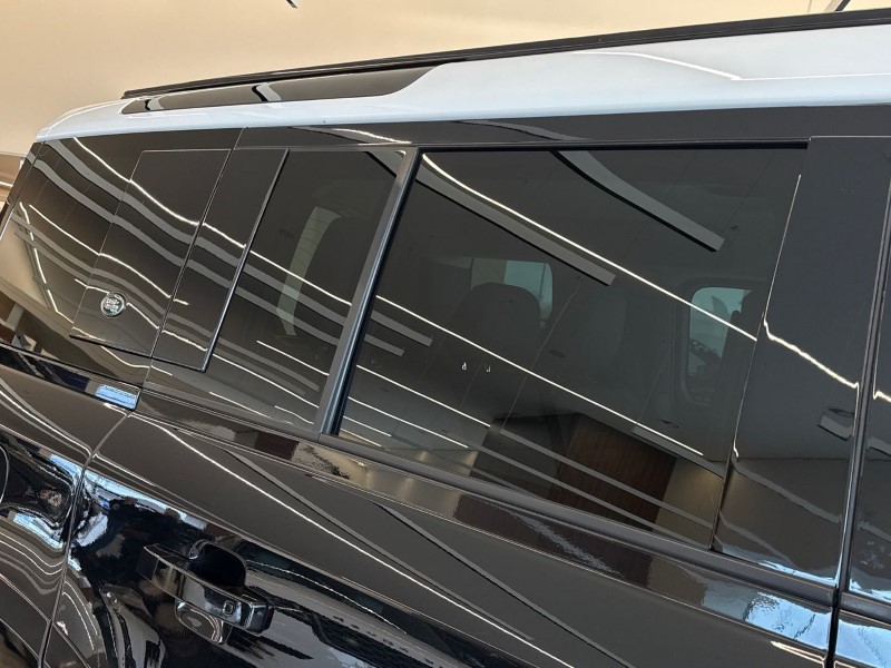 2023 (23) LAND ROVER DEFENDER 3.0 D300 HSE 110 5dr Auto 5183770