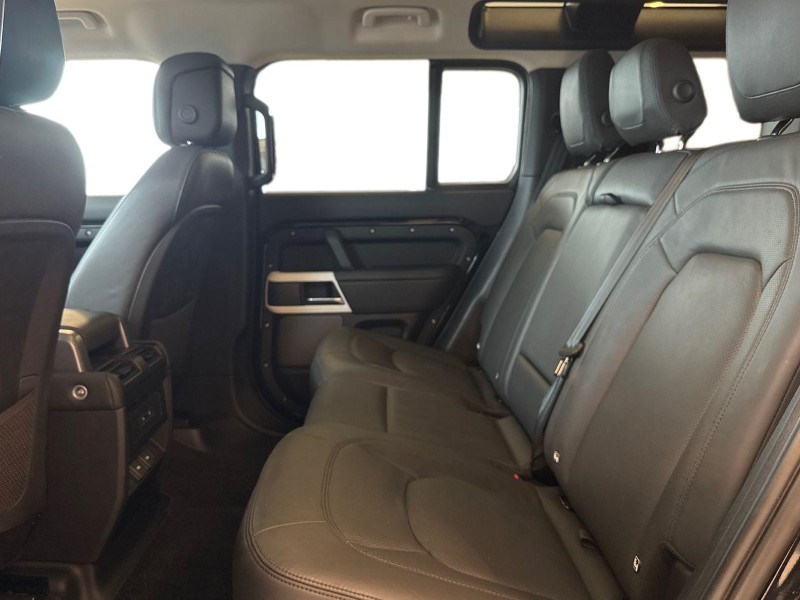 2023 (23) LAND ROVER DEFENDER 3.0 D300 HSE 110 5dr Auto 5183727