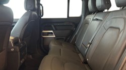 2023 (23) LAND ROVER DEFENDER 3.0 D300 HSE 110 5dr Auto 5183727