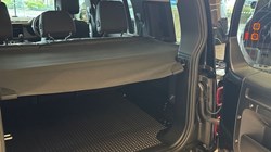 2023 (23) LAND ROVER DEFENDER 3.0 D300 HSE 110 5dr Auto 5183759