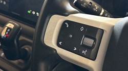 2023 (23) LAND ROVER DEFENDER 3.0 D300 HSE 110 5dr Auto 5183750