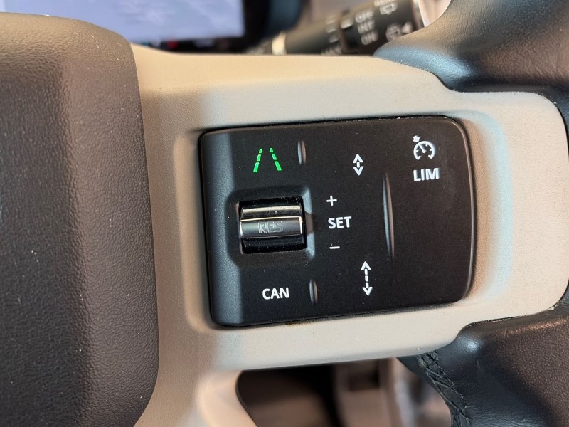 2024 (24) LAND ROVER DEFENDER 3.0 D250 X-Dynamic SE 110 5dr Auto 5177090