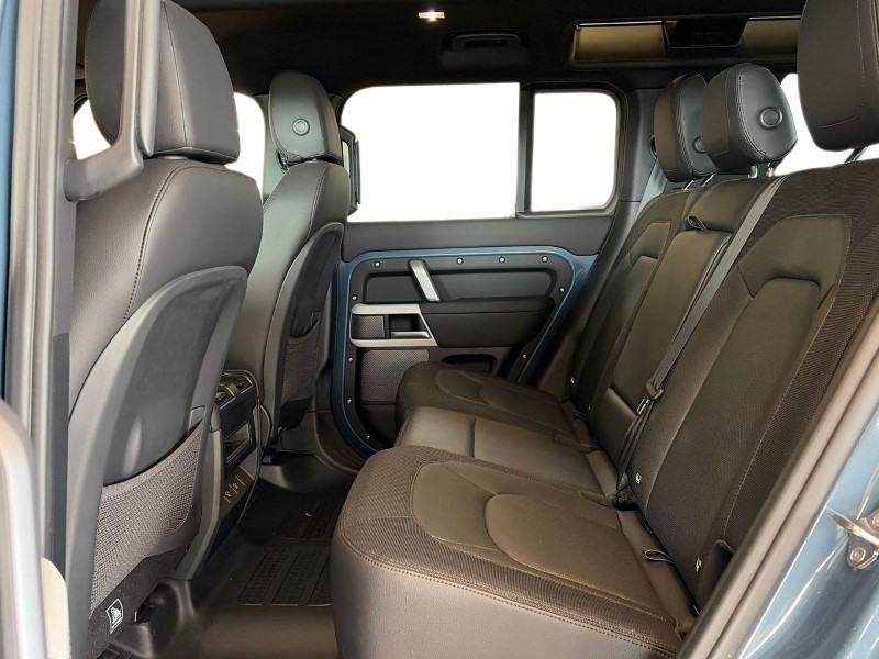 2024 (24) LAND ROVER DEFENDER 3.0 D250 X-Dynamic SE 110 5dr Auto 5177066