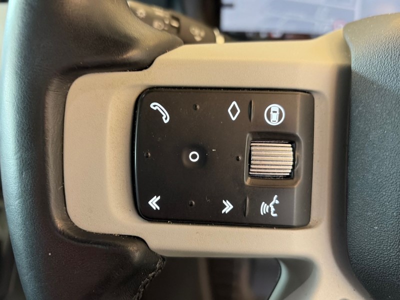 2024 (24) LAND ROVER DEFENDER 3.0 D250 X-Dynamic SE 110 5dr Auto 5177089