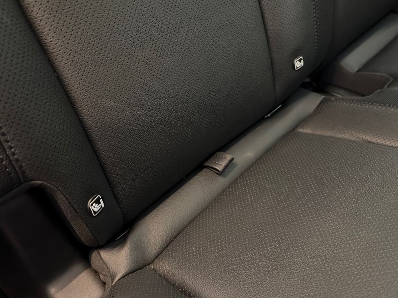 2024 (24) LAND ROVER DEFENDER 3.0 D250 X-Dynamic SE 110 5dr Auto 5177100