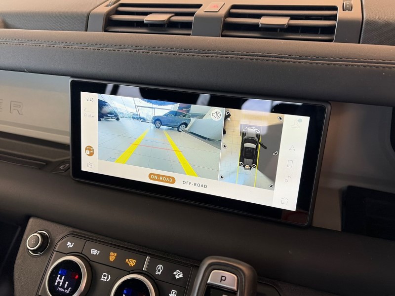 2024 (24) LAND ROVER DEFENDER 3.0 D250 X-Dynamic SE 110 5dr Auto 5177093