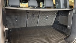 2024 (24) LAND ROVER DEFENDER 3.0 D250 X-Dynamic SE 110 5dr Auto 5177102