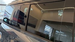 2024 (24) LAND ROVER DEFENDER 3.0 D250 X-Dynamic SE 110 5dr Auto 5177112