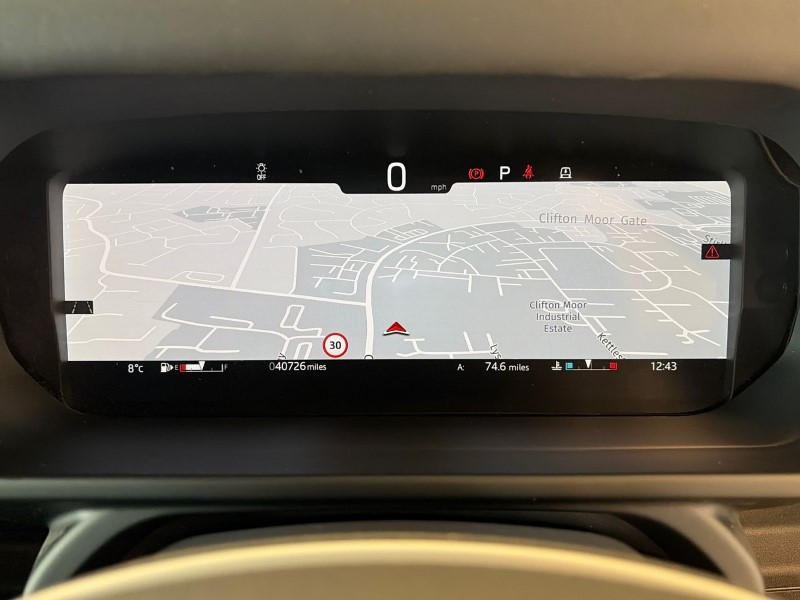 2024 (24) LAND ROVER DEFENDER 3.0 D250 X-Dynamic SE 110 5dr Auto 5177078