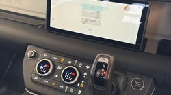 2024 (24) LAND ROVER DEFENDER 3.0 D250 X-Dynamic SE 110 5dr Auto 5177095