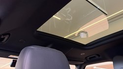 2024 (24) LAND ROVER DEFENDER 3.0 D250 X-Dynamic SE 110 5dr Auto 5177083