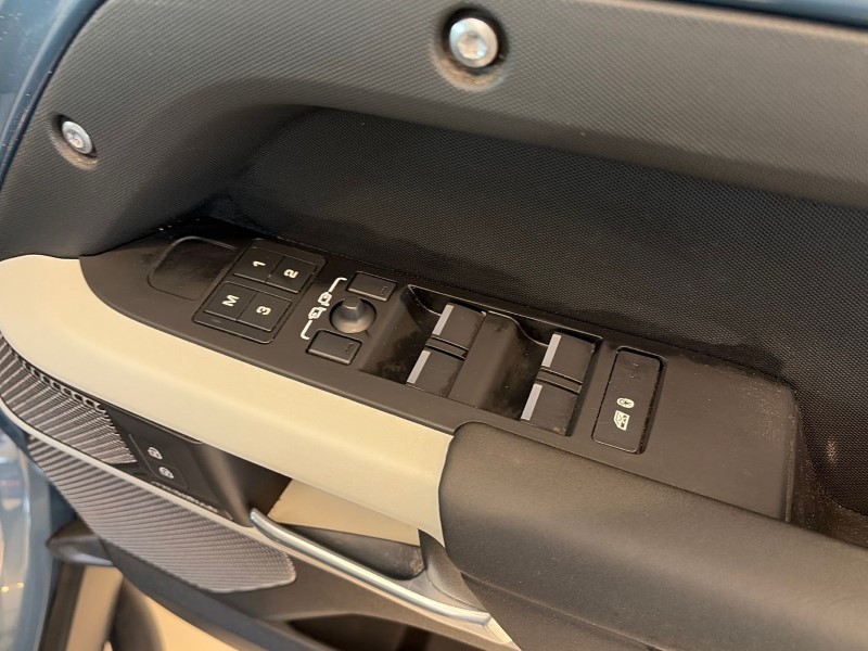 2024 (24) LAND ROVER DEFENDER 3.0 D250 X-Dynamic SE 110 5dr Auto 5177085