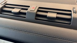 2024 (24) LAND ROVER DEFENDER 3.0 D250 X-Dynamic SE 110 5dr Auto 5177098