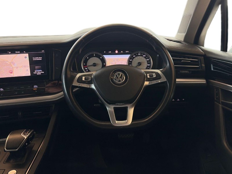 2019 (19) VOLKSWAGEN TOUAREG 3.0 V6 TDI 4Motion SEL 5dr Tip Auto 5178323