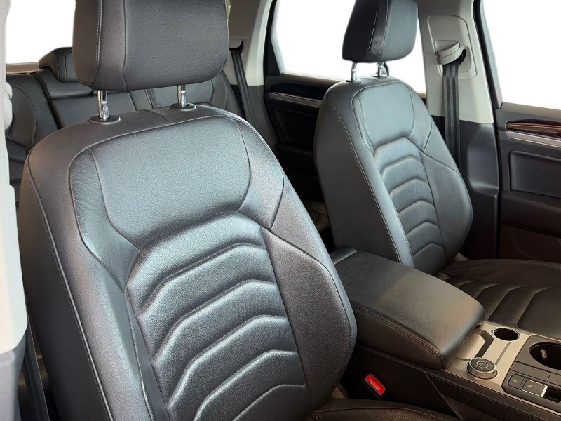 2019 (19) VOLKSWAGEN TOUAREG 3.0 V6 TDI 4Motion SEL 5dr Tip Auto 5178333