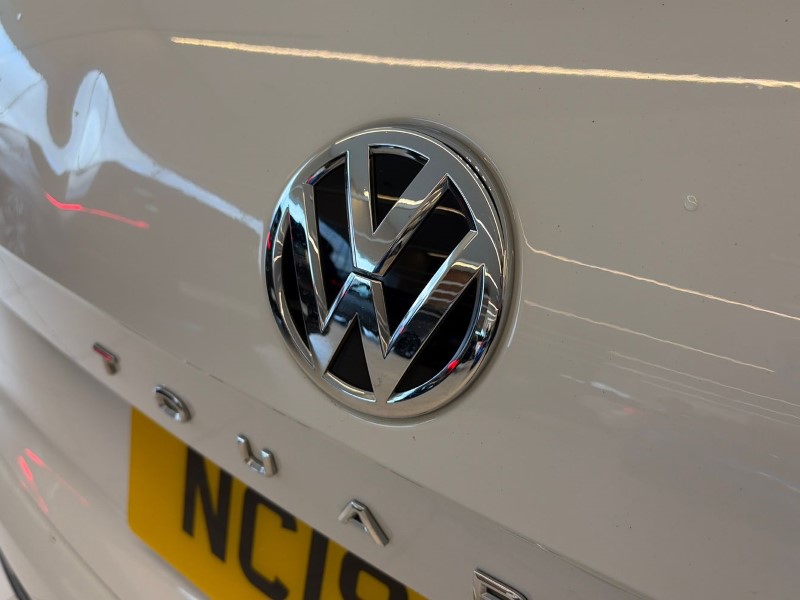 2019 (19) VOLKSWAGEN TOUAREG 3.0 V6 TDI 4Motion SEL 5dr Tip Auto 5178352