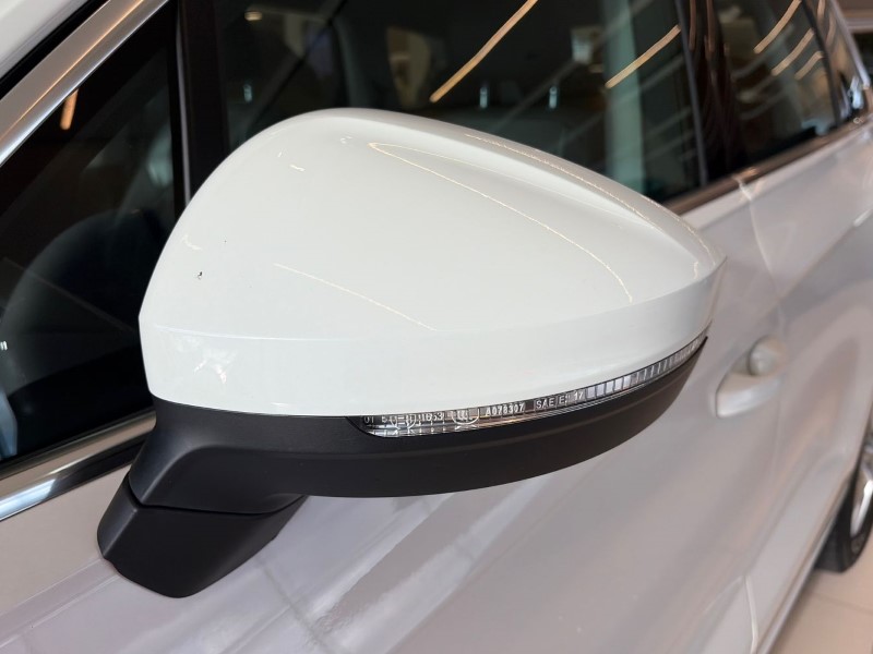 2019 (19) VOLKSWAGEN TOUAREG 3.0 V6 TDI 4Motion SEL 5dr Tip Auto 5178357