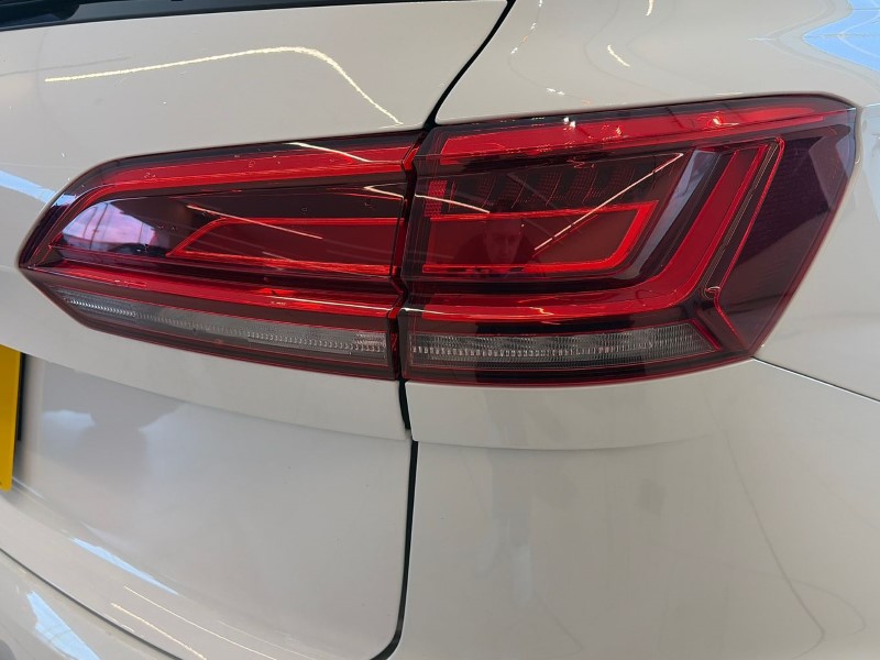 2019 (19) VOLKSWAGEN TOUAREG 3.0 V6 TDI 4Motion SEL 5dr Tip Auto 5178354