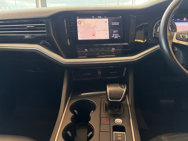 2019 (19) VOLKSWAGEN TOUAREG 3.0 V6 TDI 4Motion SEL 5dr Tip Auto 5178322