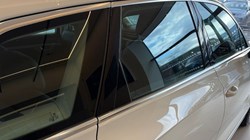 2019 (19) VOLKSWAGEN TOUAREG 3.0 V6 TDI 4Motion SEL 5dr Tip Auto 5178358