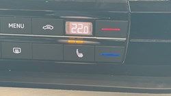 2019 (19) VOLKSWAGEN TOUAREG 3.0 V6 TDI 4Motion SEL 5dr Tip Auto 5178342