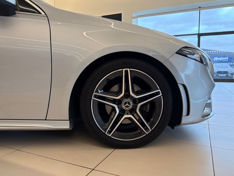 2018 (68) MERCEDES-BENZ A CLASS A200 AMG Line 5dr Auto 5172768