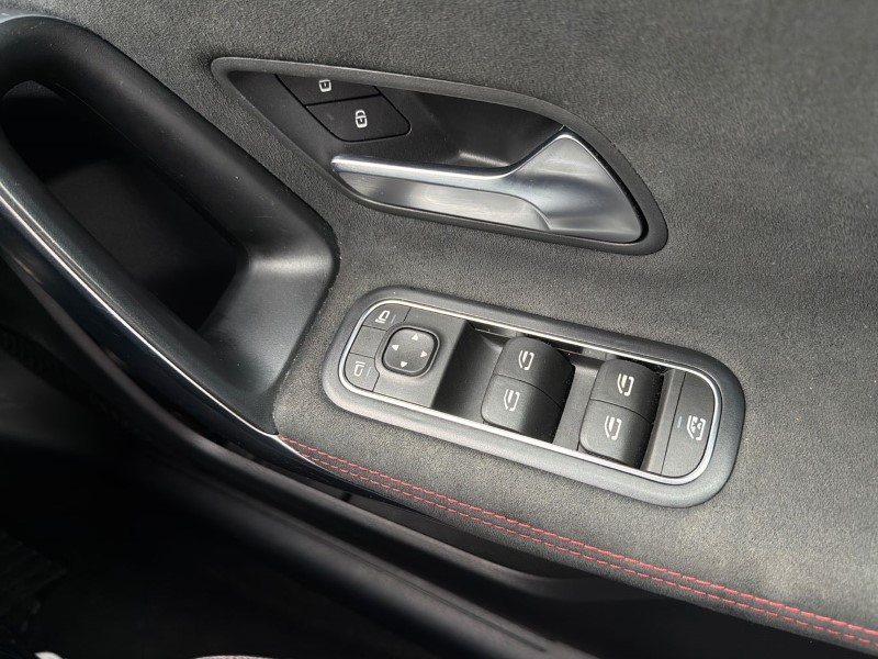 2018 (68) MERCEDES-BENZ A CLASS A200 AMG Line 5dr Auto 5172782