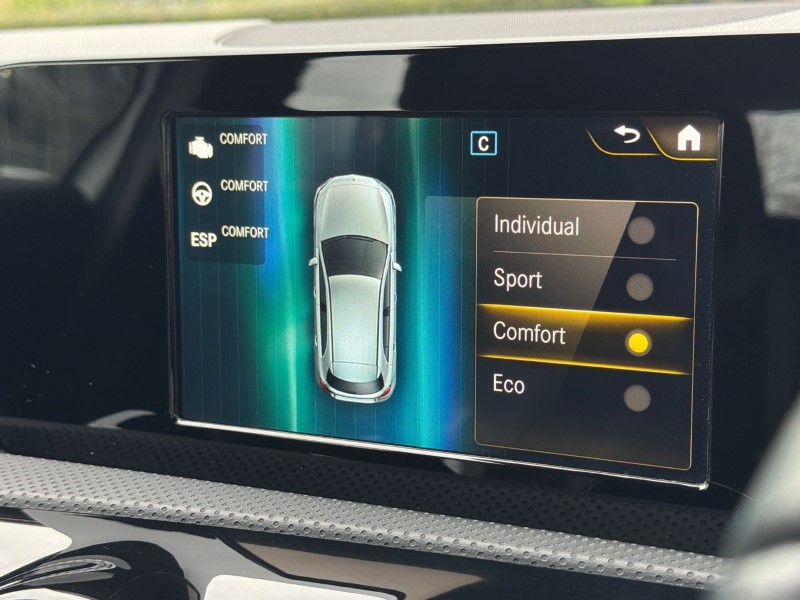 2018 (68) MERCEDES-BENZ A CLASS A200 AMG Line 5dr Auto 5172790