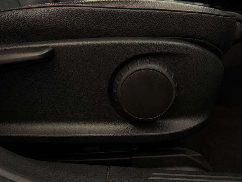 2018 (68) MERCEDES-BENZ A CLASS A200 AMG Line 5dr Auto 5172783