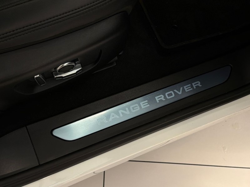 2025 (25) LAND ROVER RANGE ROVER EVOQUE 2.0 D200 Autobiography 5dr Auto [Revised] 5161115