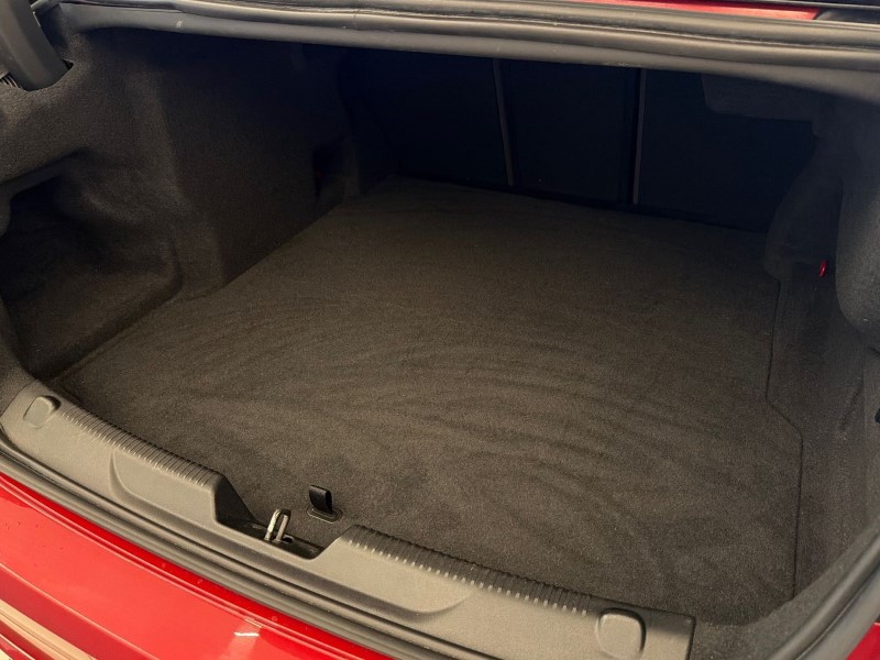 2024 (24) JAGUAR XE 2.0 D200 R-Dynamic SE Black 4dr Auto 5173772