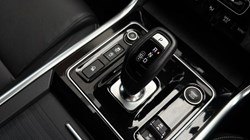 2024 (24) JAGUAR XE 2.0 D200 R-Dynamic SE Black 4dr Auto 5173747