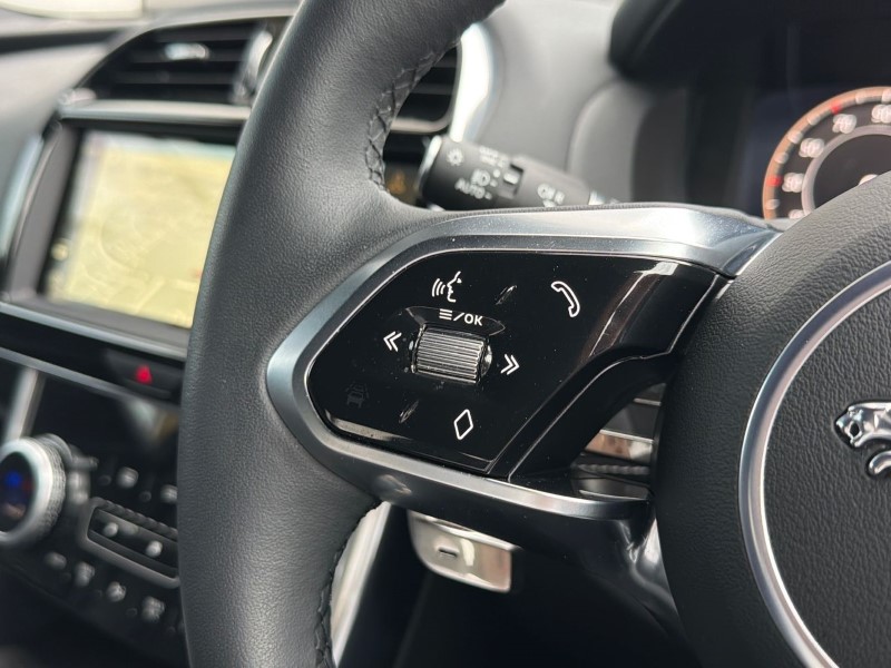 2024 (24) JAGUAR XE 2.0 D200 R-Dynamic SE Black 4dr Auto 5173761