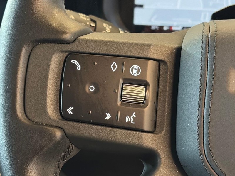 2026 (26) LAND ROVER DEFENDER 3.0 D250 X-Dynamic HSE 110 5dr Auto 5796997