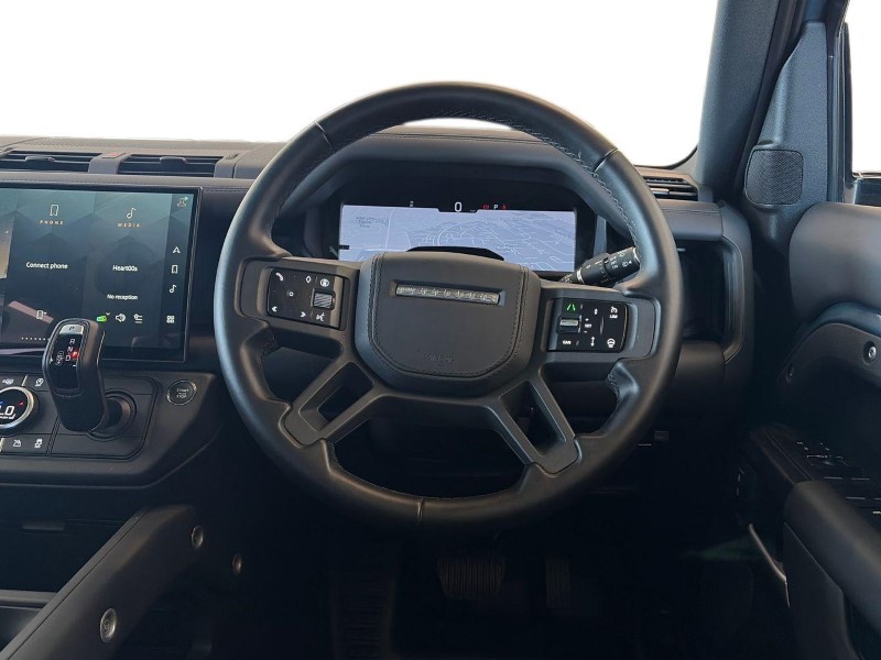 2026 (26) LAND ROVER DEFENDER 3.0 D250 X-Dynamic HSE 110 5dr Auto 5796984