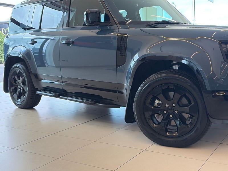 2026 (26) LAND ROVER DEFENDER 3.0 D250 X-Dynamic HSE 110 5dr Auto 5797015