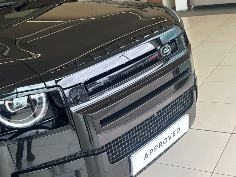 2026 (26) LAND ROVER DEFENDER 3.0 D250 X-Dynamic SE 110 5dr Auto 5801774