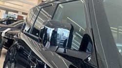 2026 (26) LAND ROVER DEFENDER 3.0 D250 X-Dynamic SE 110 5dr Auto 5801781