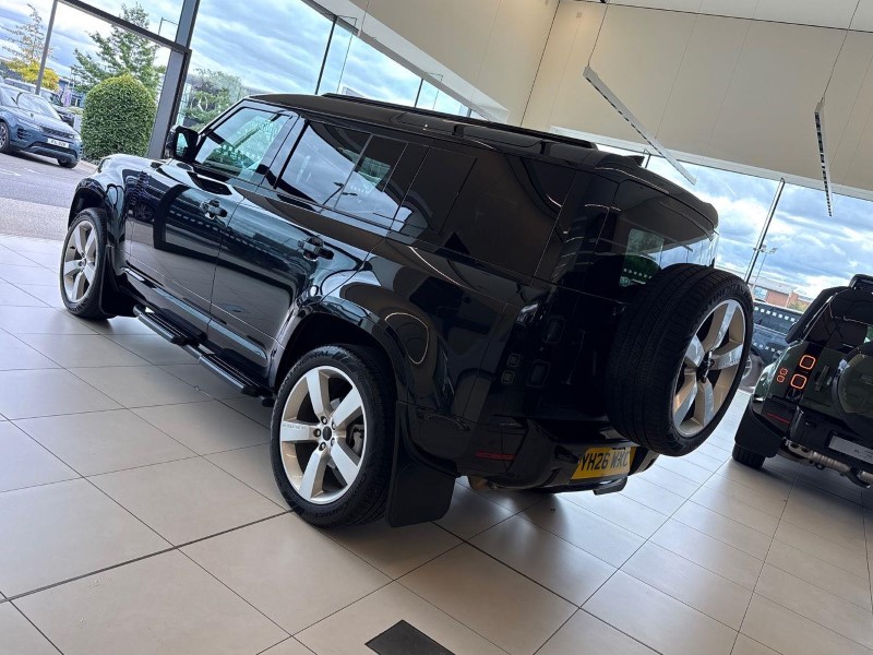 2026 (26) LAND ROVER DEFENDER 3.0 D250 X-Dynamic SE 110 5dr Auto 5801788
