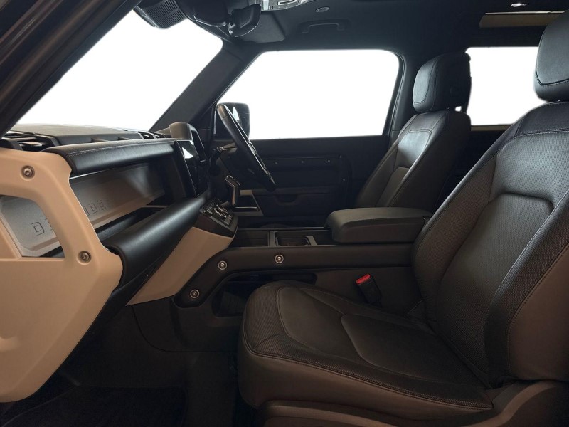 2024 (73) LAND ROVER DEFENDER 3.0 D250 X-Dynamic HSE 90 3dr Auto 5200031