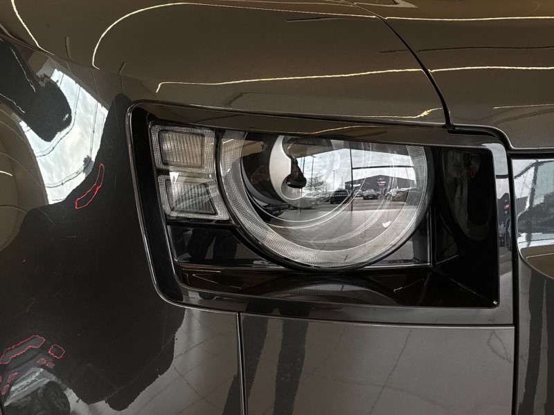 2024 (73) LAND ROVER DEFENDER 3.0 D250 X-Dynamic HSE 90 3dr Auto 5200045