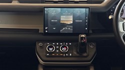 2024 (73) LAND ROVER DEFENDER 3.0 D250 X-Dynamic HSE 90 3dr Auto 5200042