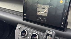 2024 (73) LAND ROVER DEFENDER 3.0 D250 X-Dynamic HSE 90 3dr Auto 5200060