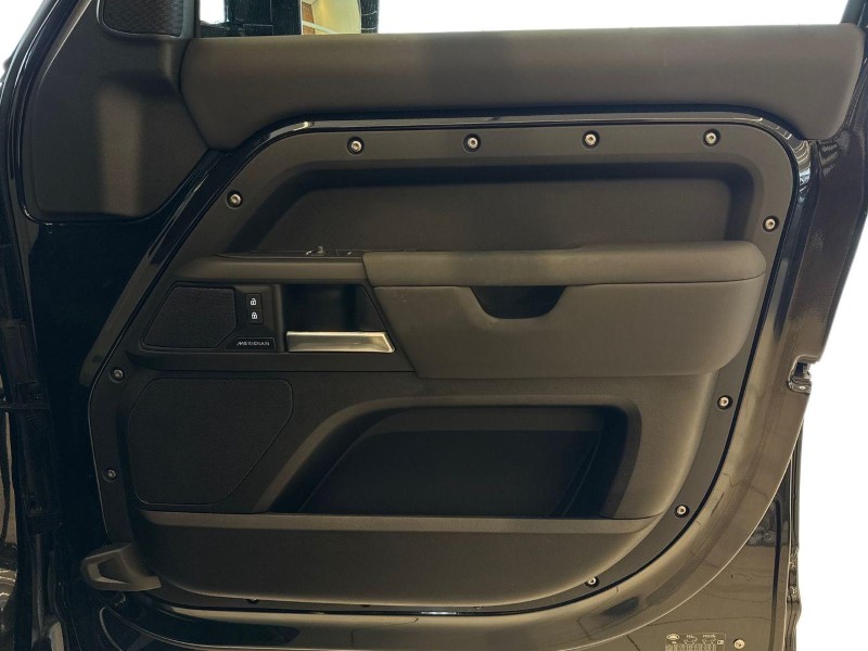 2024 (74) LAND ROVER DEFENDER 3.0 D250 S 110 5dr Auto 5178780