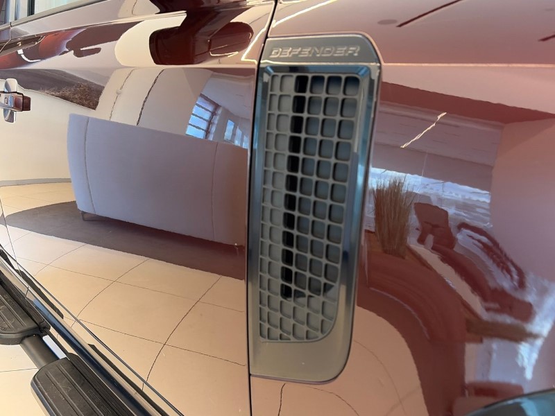 2025 (25) LAND ROVER DEFENDER 3.0 D350 Sedona Edition 110 5dr Auto 5220376