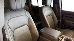 2025 (25) LAND ROVER DEFENDER 3.0 D350 Sedona Edition 110 5dr Auto 5253369