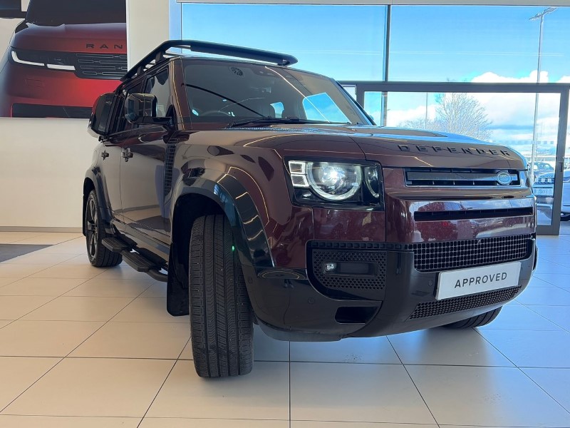 2025 (25) LAND ROVER DEFENDER 3.0 D350 Sedona Edition 110 5dr Auto 5253401